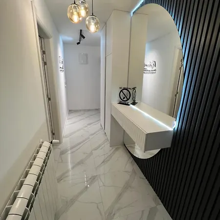 Luxury Bella Apartment